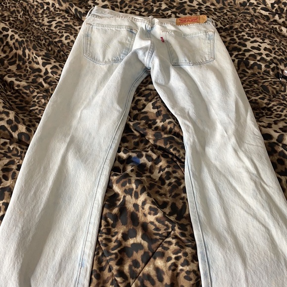 Levi Jeans - Picture 2 of 3